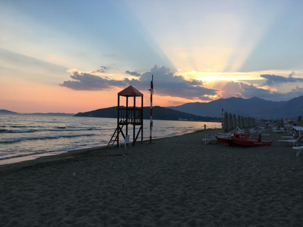 Bed&Beach Scauri  Ngoại thất bức ảnh